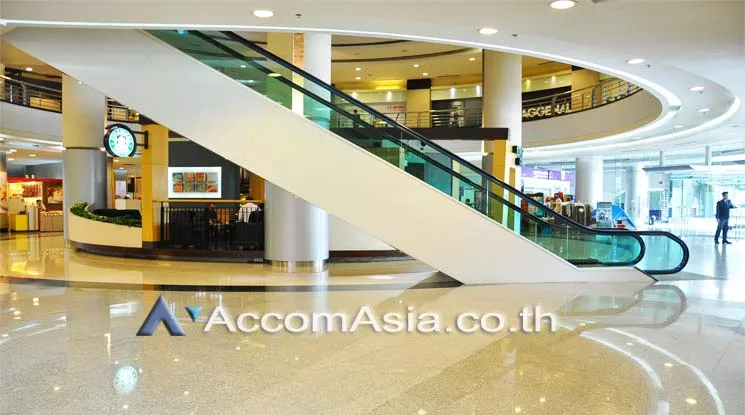 12  Office Space For Rent in Ratchadaphisek ,Bangkok MRT Phetchaburi at Italthai tower AA11975